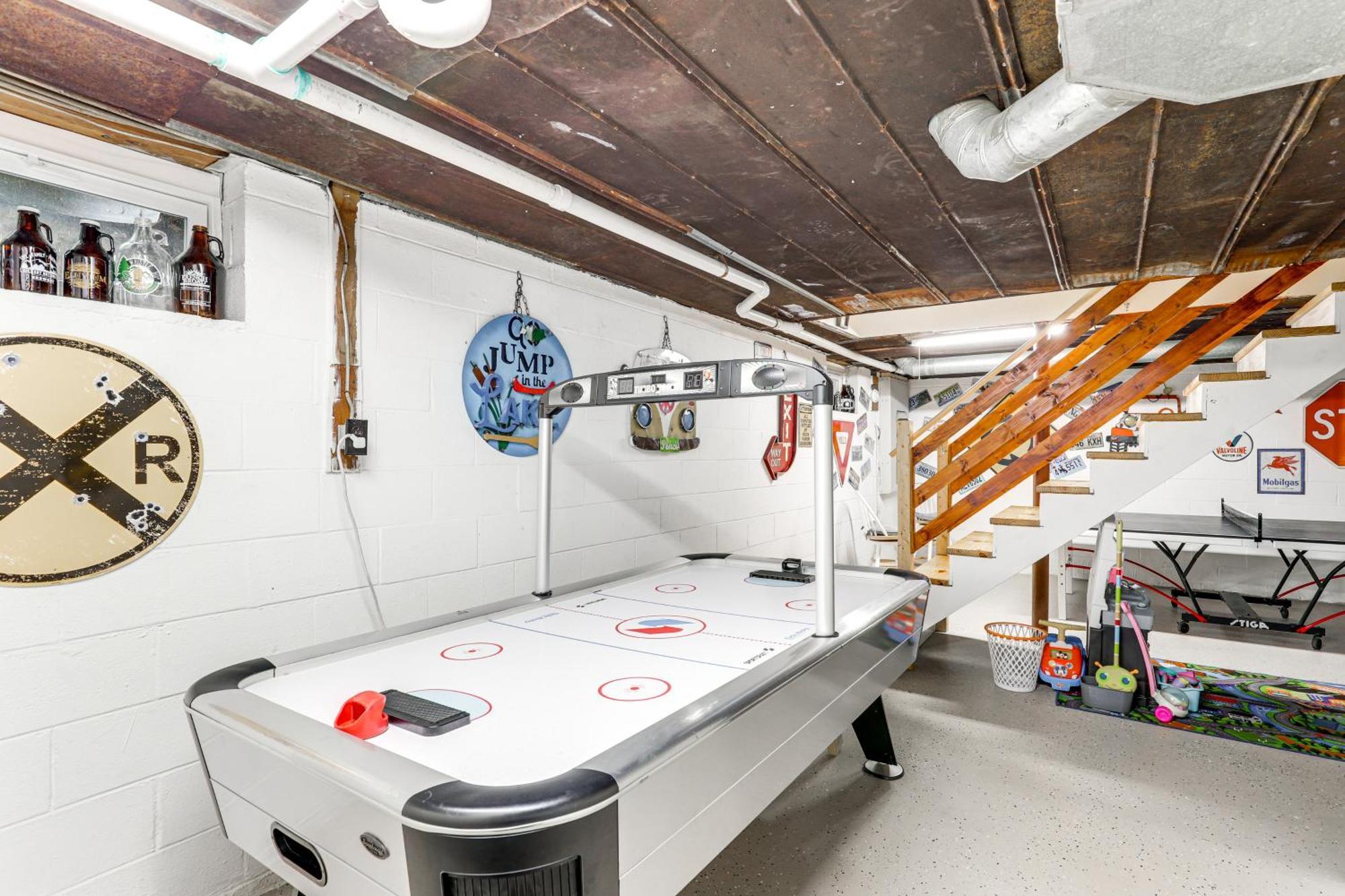 Updated Marshall Home With Fire Pit And Game Room! エクステリア 写真